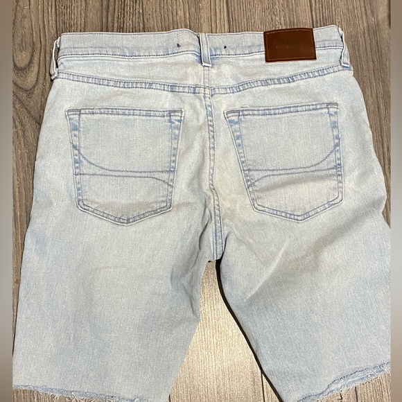 Hollister shorts - Picture 2 of 2